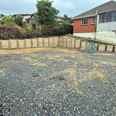 dunedin retaining wall